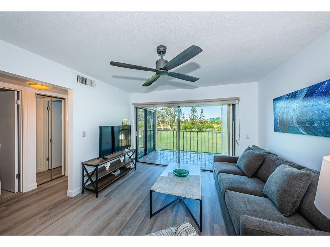 6121 Palma Del Mar Boulevard S #228 Saint Petersburg FL 33715 U8220727 image8