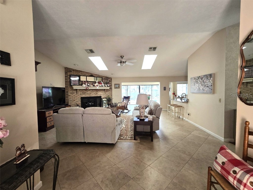 6121 S Sunway Point Floral City FL 34436 TB8458224 image9