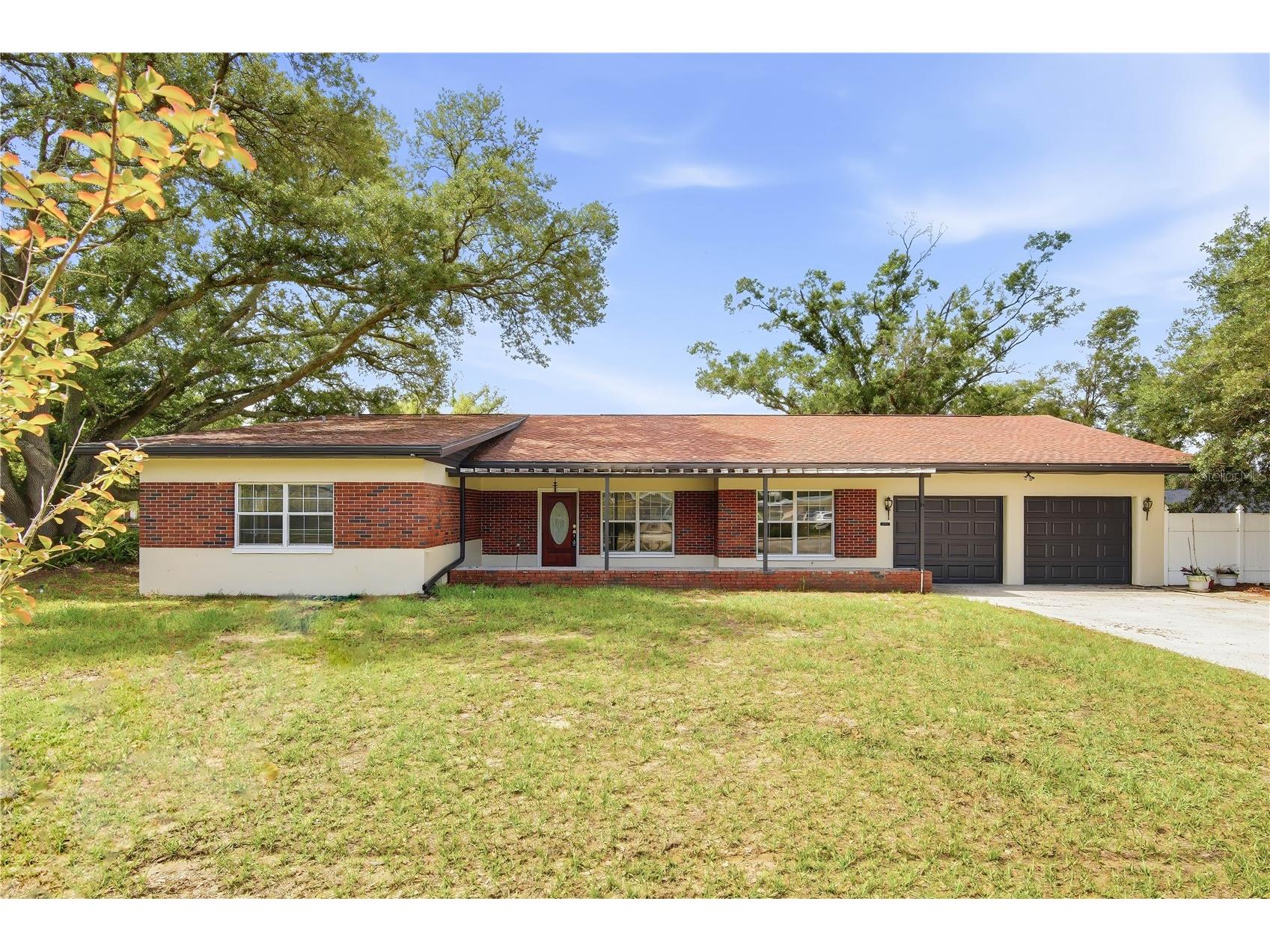 6121 Whiteway Drive Tampa FL 33617 TB8513382 image1