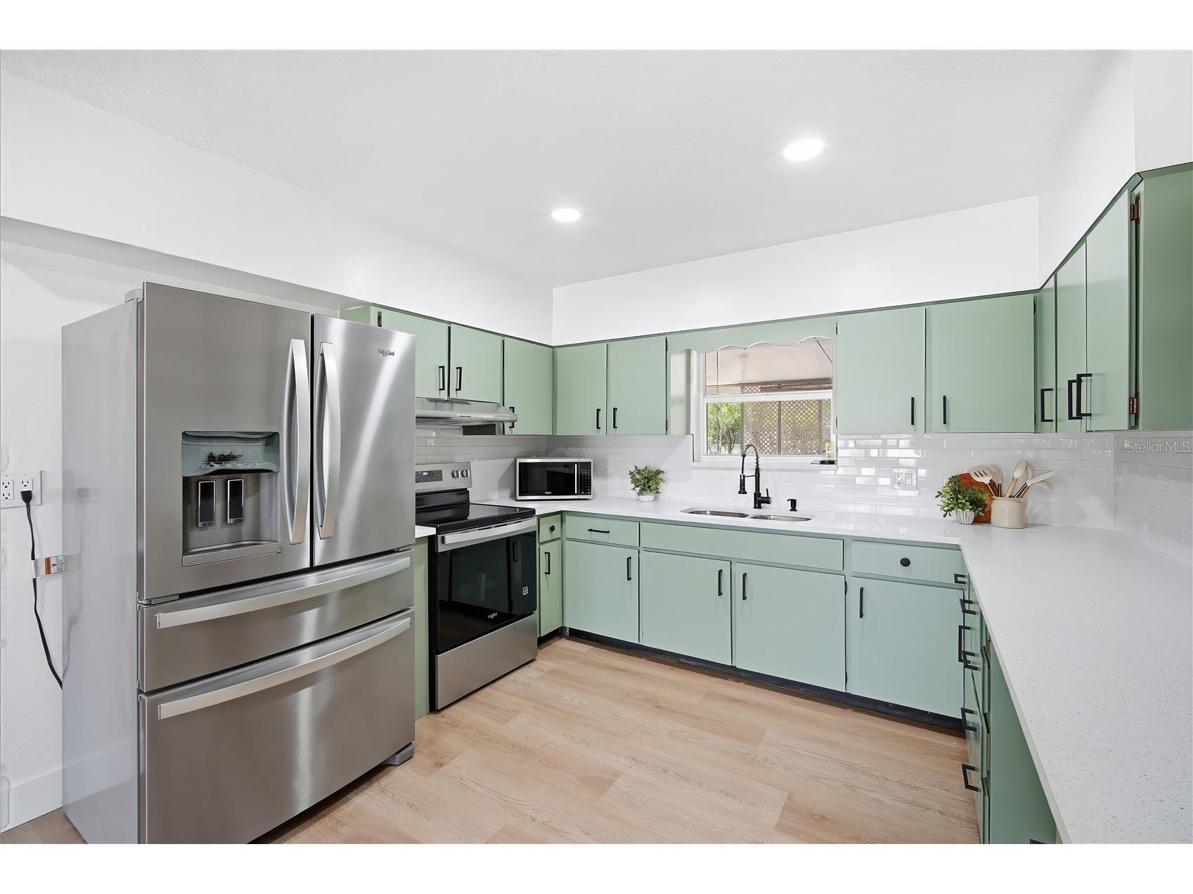 6121 Whiteway Drive Tampa FL 33617 TB8513382 image6