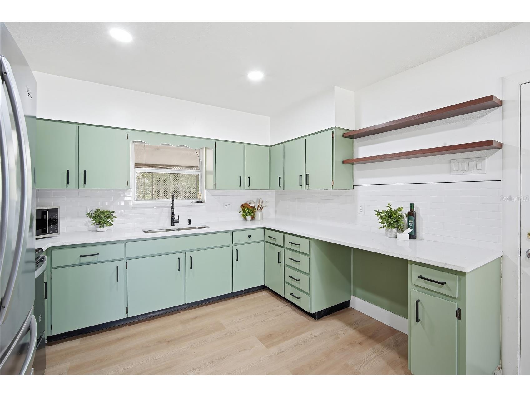 6121 Whiteway Drive Tampa FL 33617 TB8513382 image8