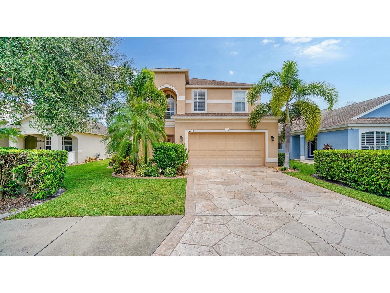 6122 Blue Runner Court Lakewood Ranch FL 34202 - LAKE UIGLEIN A4686699 image2