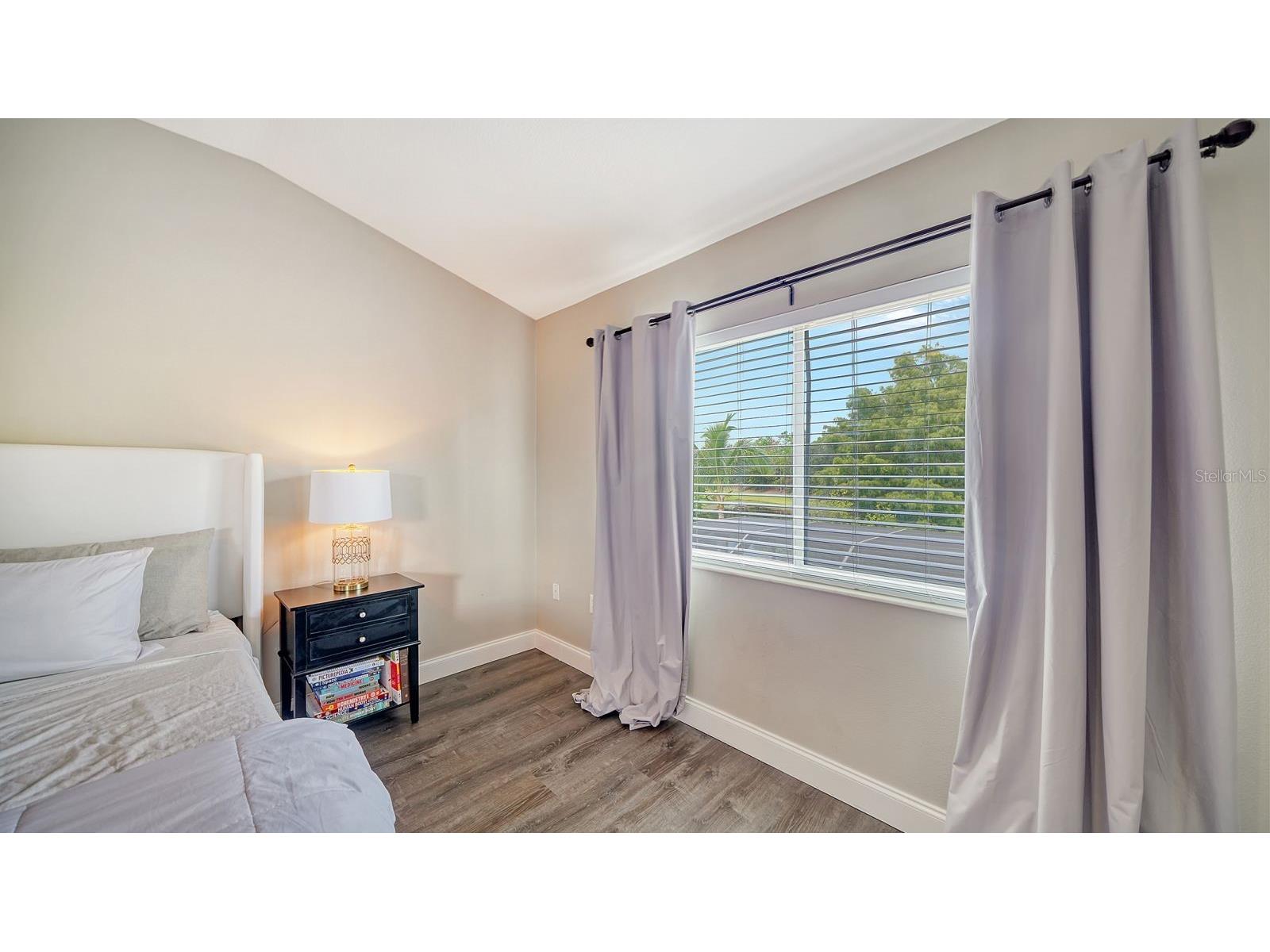 6122 Blue Runner Court Lakewood Ranch FL 34202 - LAKE UIGLEIN A4686699 image31