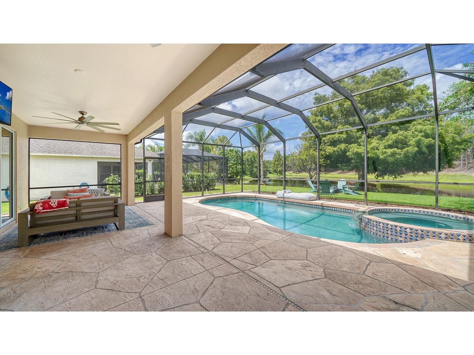 6122 Blue Runner Court Lakewood Ranch FL 34202 - LAKE UIGLEIN A4686699 image32