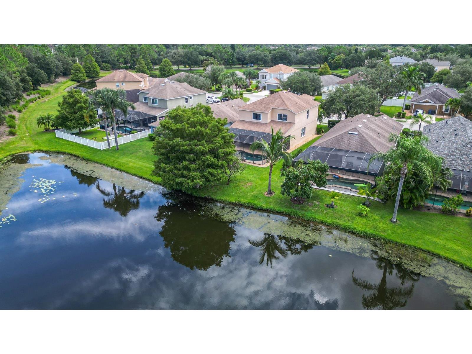 6122 Blue Runner Court Lakewood Ranch FL 34202 - LAKE UIGLEIN A4686699 image39