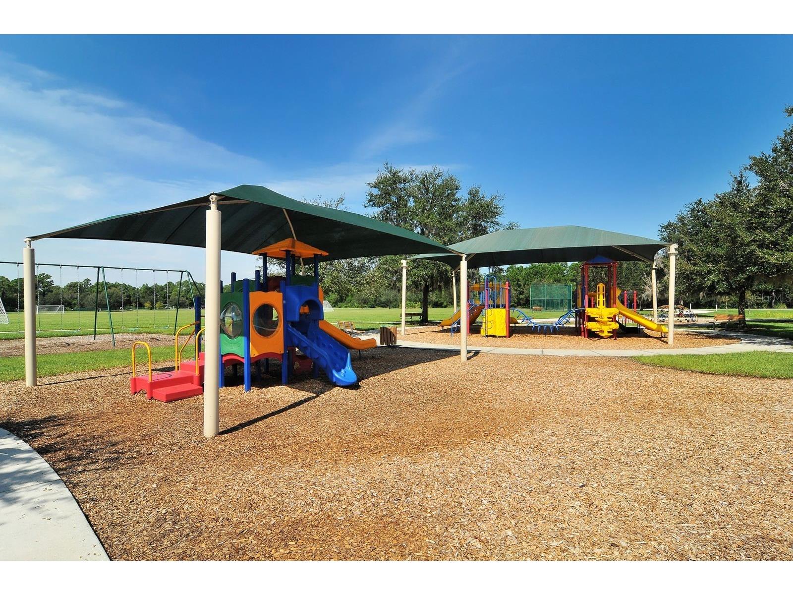 6122 Blue Runner Court Lakewood Ranch FL 34202 - LAKE UIGLEIN A4686699 image45