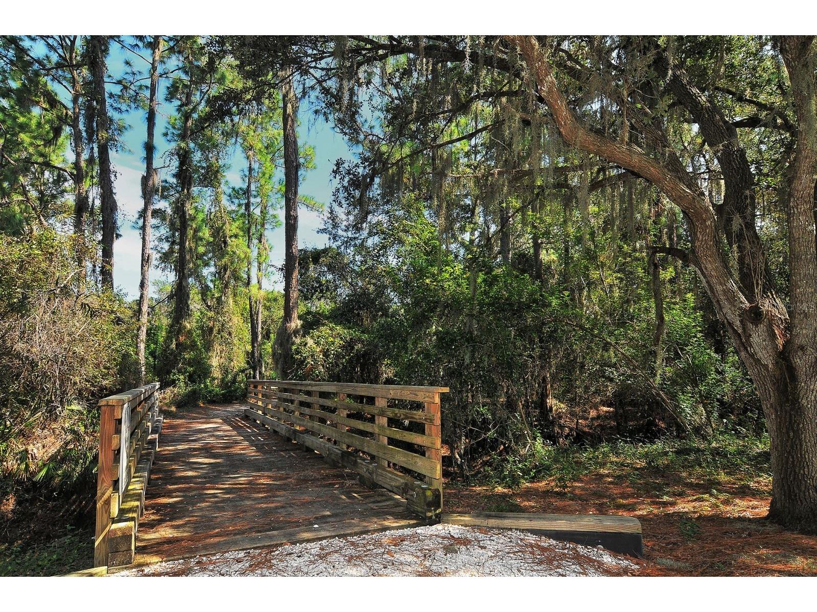 6122 Blue Runner Court Lakewood Ranch FL 34202 - LAKE UIGLEIN A4686699 image51