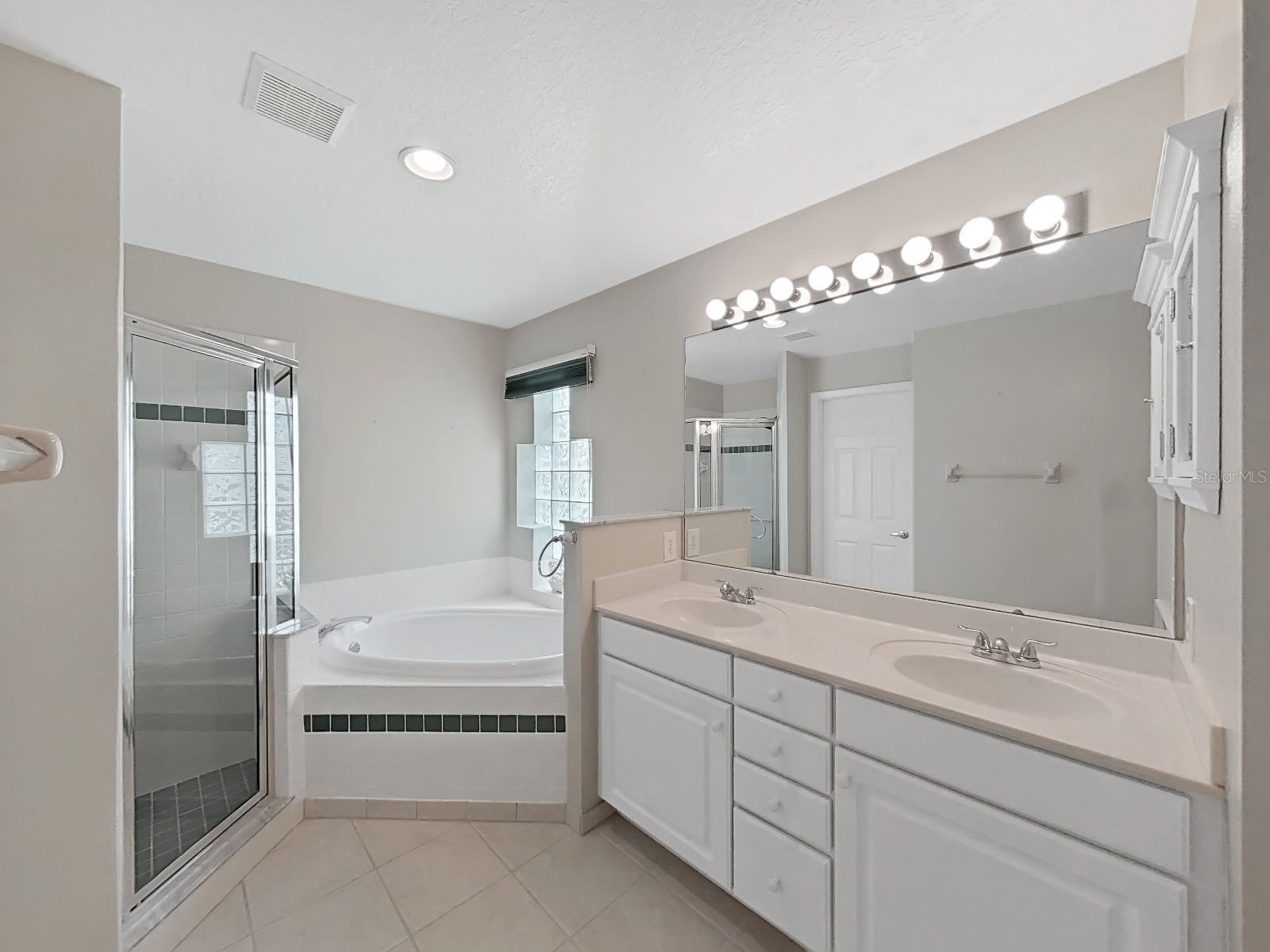 6122 Gentle Ben Circle Wesley Chapel FL 33544 R4911512 image14