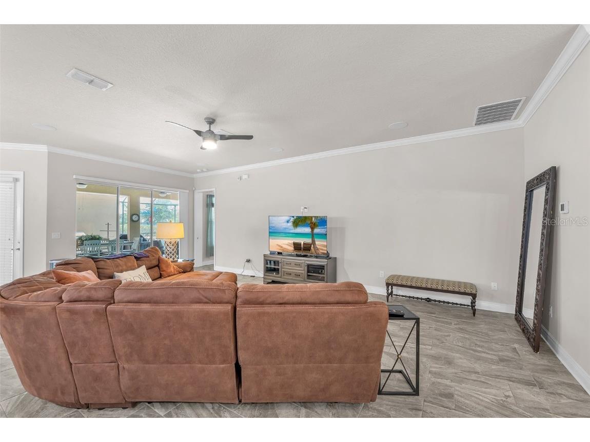 6122 Watercolor Dr Lithia FL 33547 TB8413172 image22