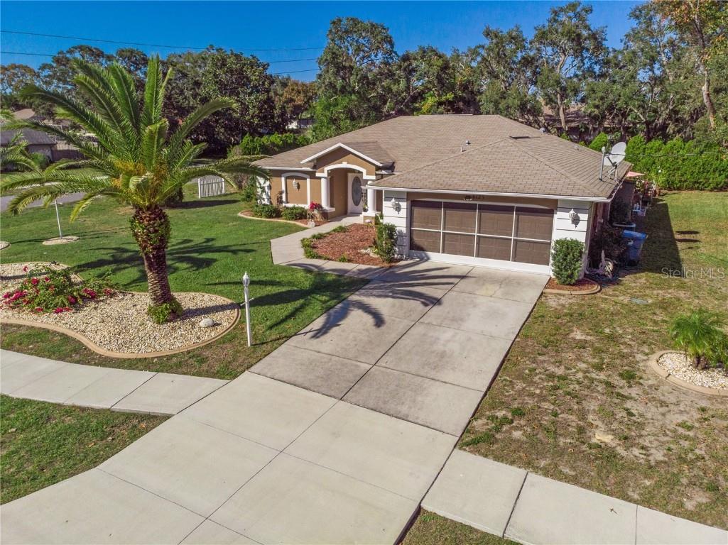 6123 Applegate Drive Spring Hill FL 34606 C7468784 image1