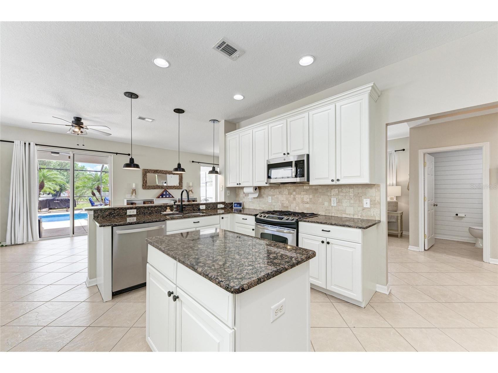 6123 Blue Runner Court Lakewood Ranch FL 34202 A4688922 image17