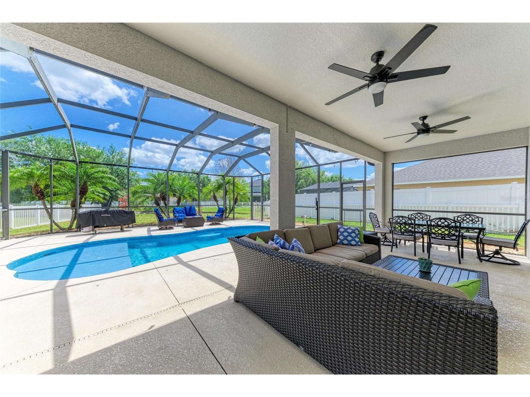 6123 Blue Runner Court Lakewood Ranch FL 34202 A4688922 image40