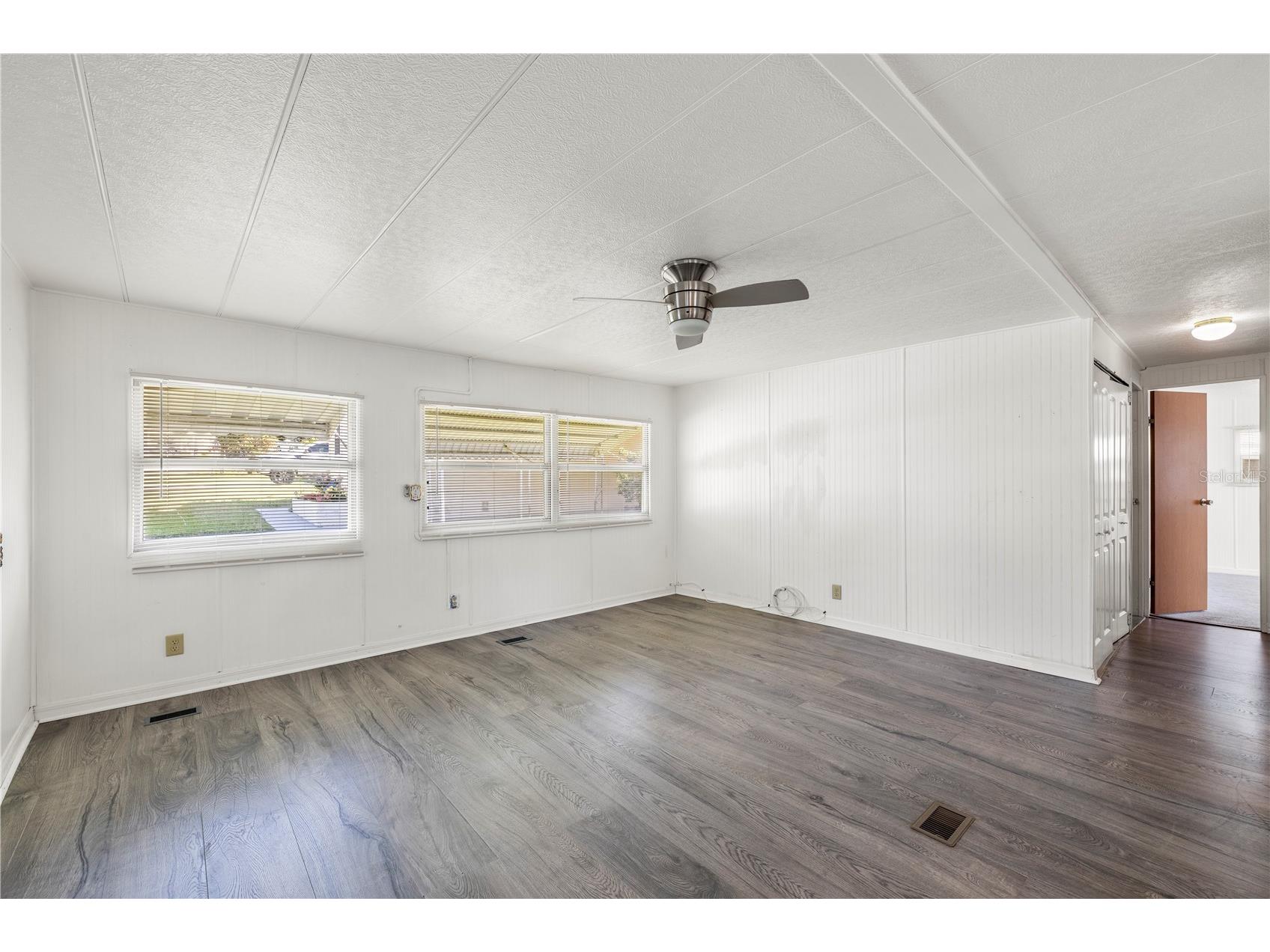 6123 Ridgewood Drive Zephyrhills FL 33542 TB8494273 image8