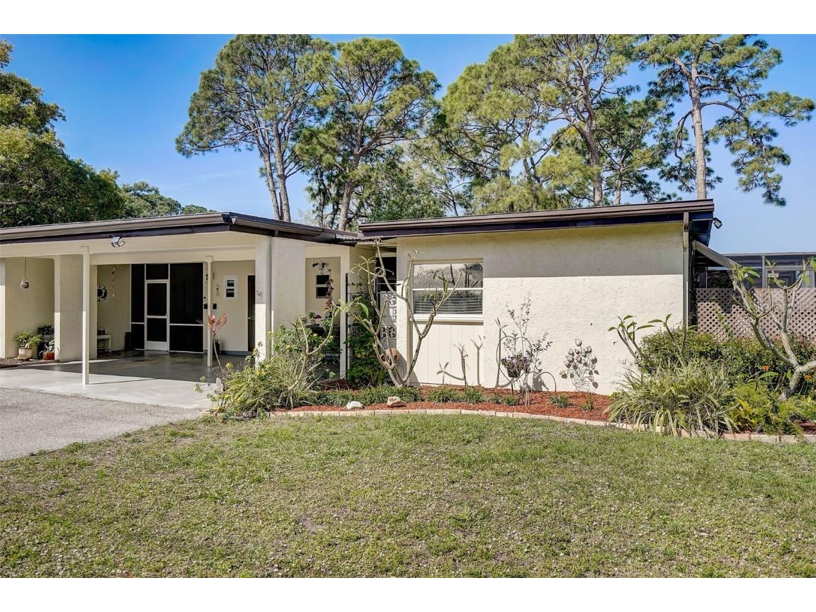 6124 Green View Drive #139 Sarasota FL 34231 A4604850 image1