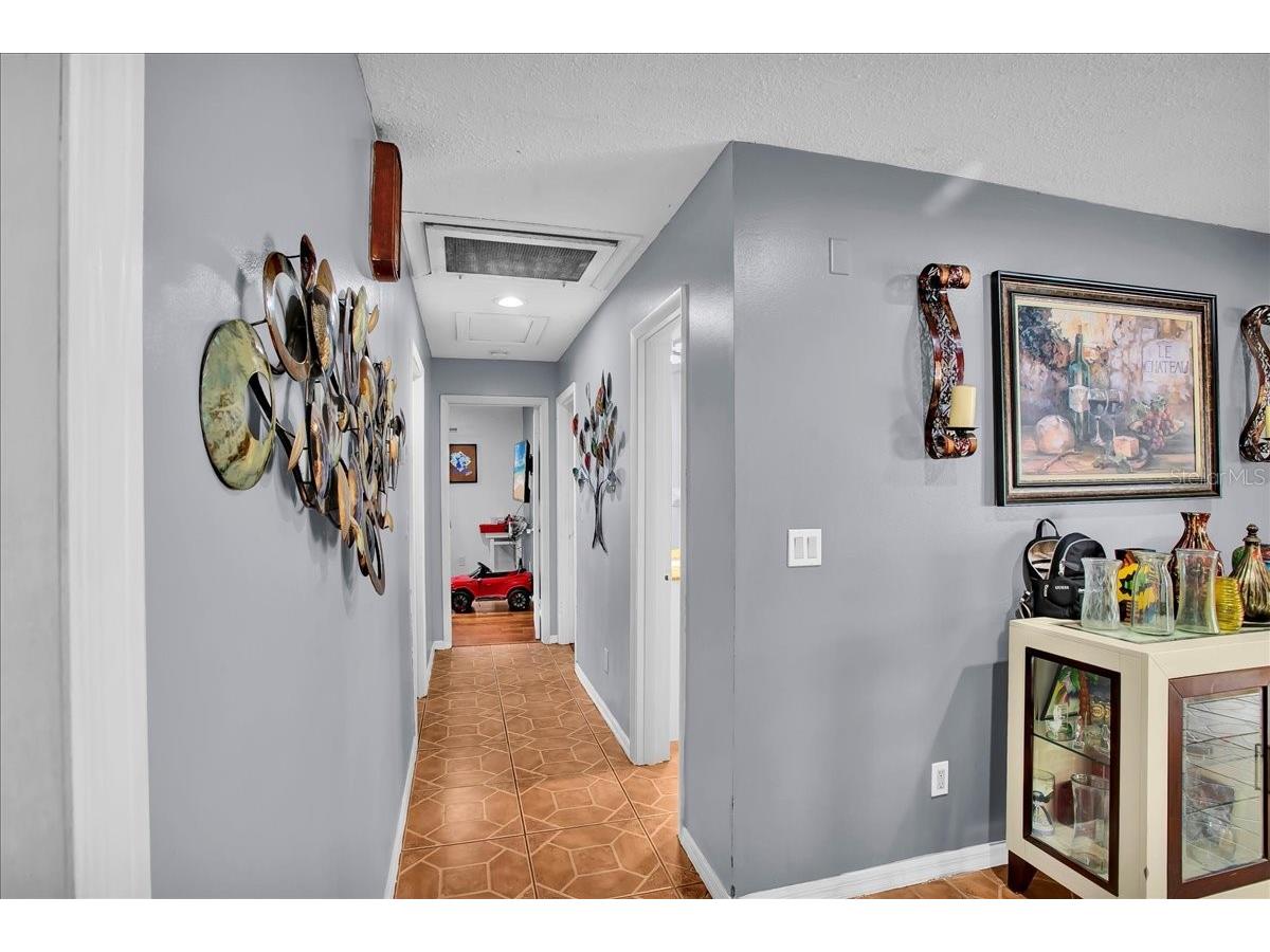 6124 Lynn Road Tampa FL 33625 S5141982 image55