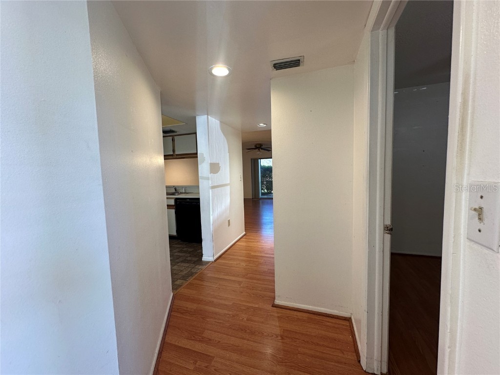 6125 113th Street #505 Seminole FL 33772 TB8361551 image31