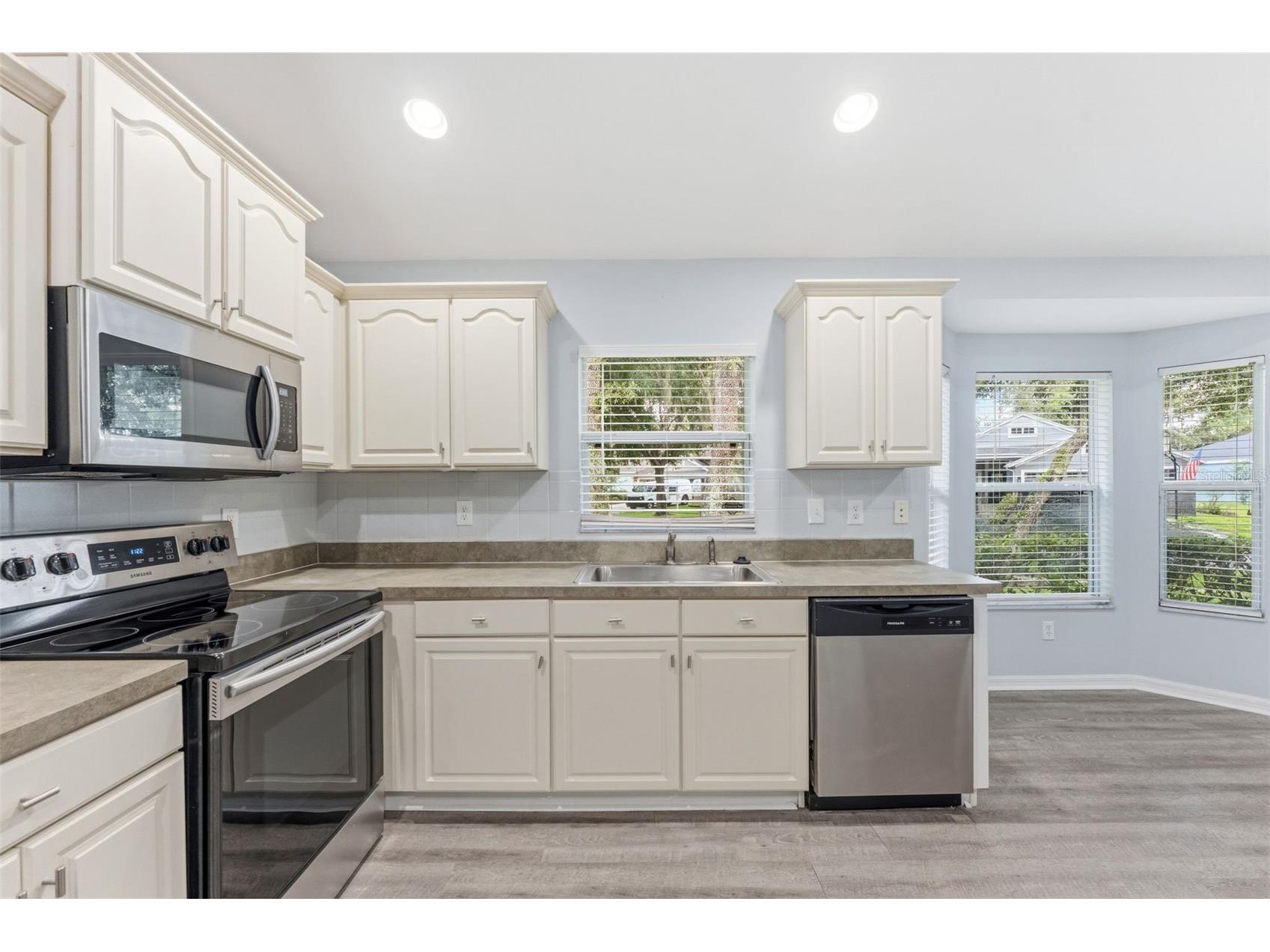 6125 Gannetwood Place Lithia FL 33547 TB8514698 image13