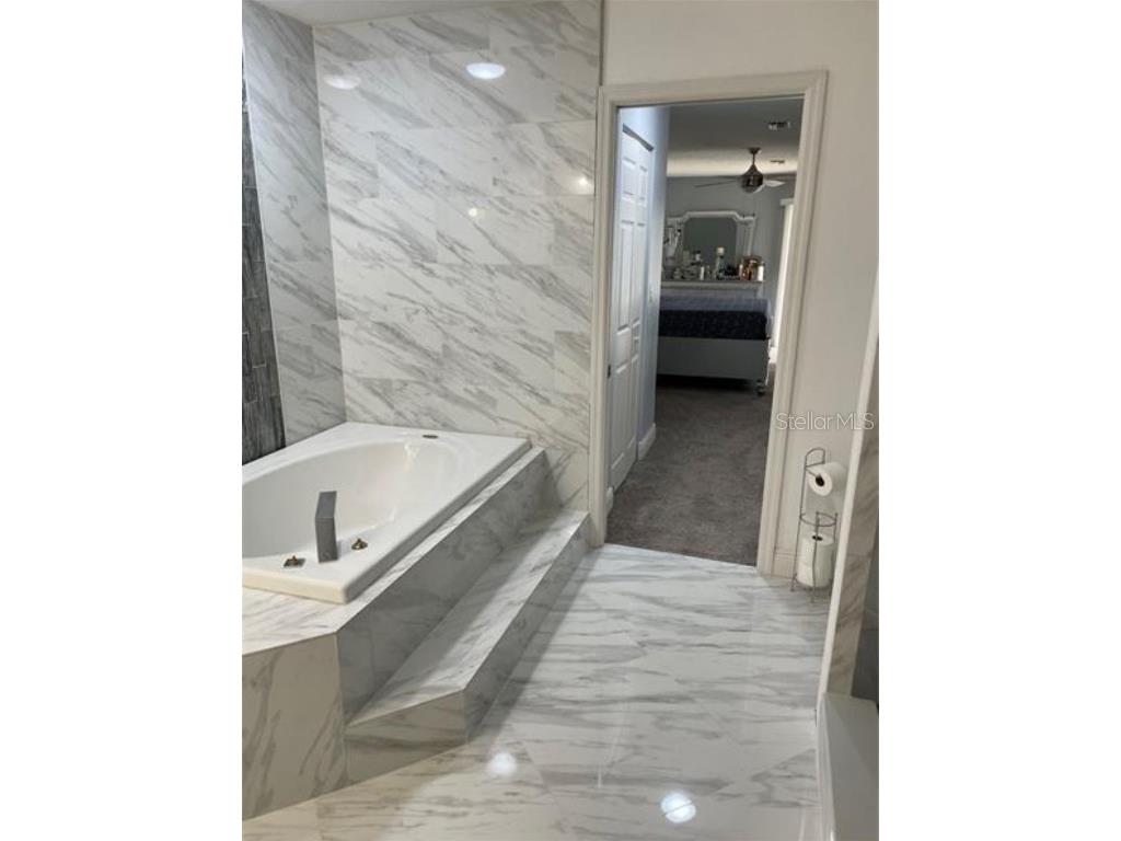 6125 Mariner Boulevard Spring Hill FL 34609 TB8440170 image12