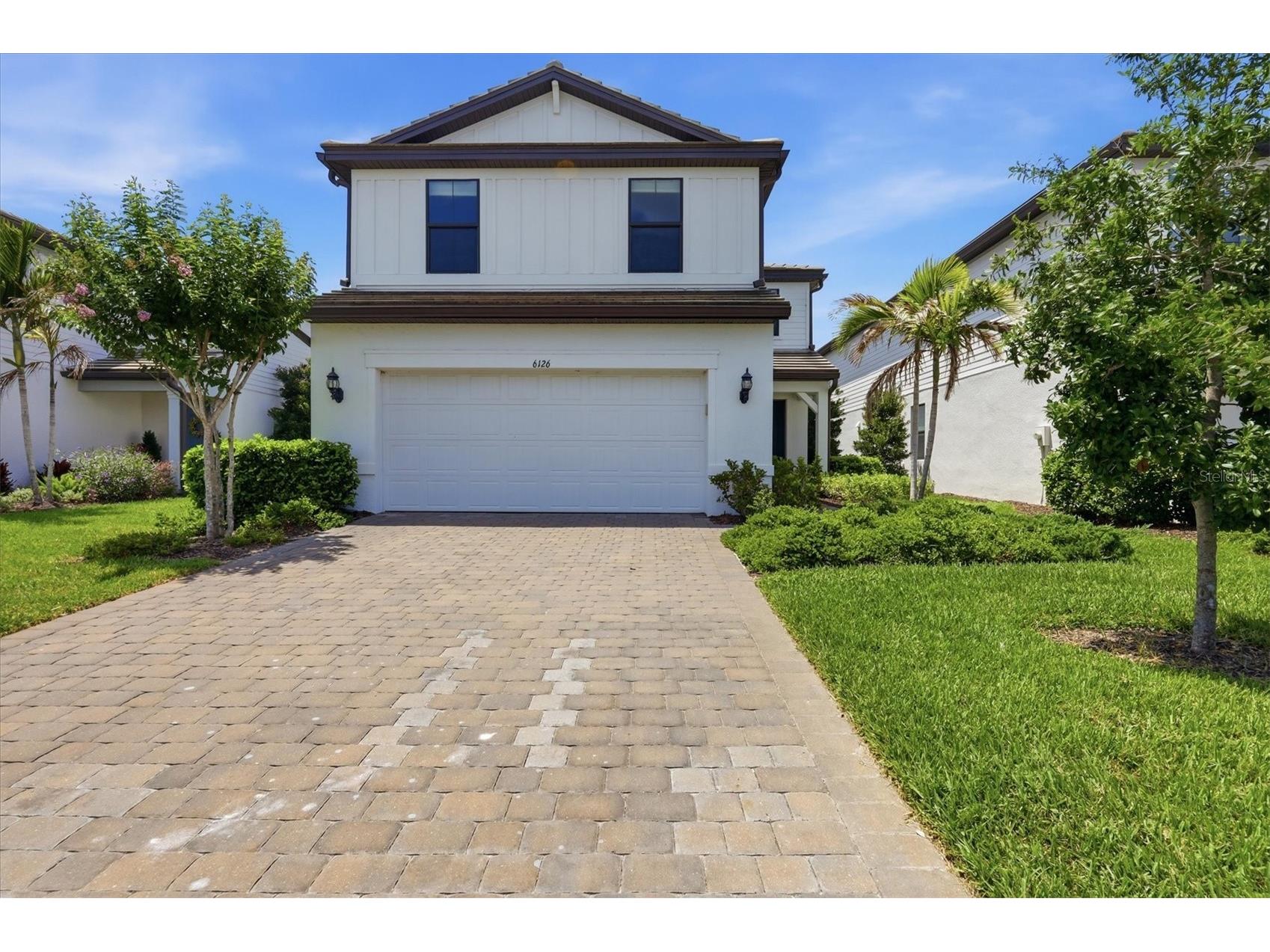 6126 Bluestar Court Lakewood Ranch FL 34211 A4691898 image1