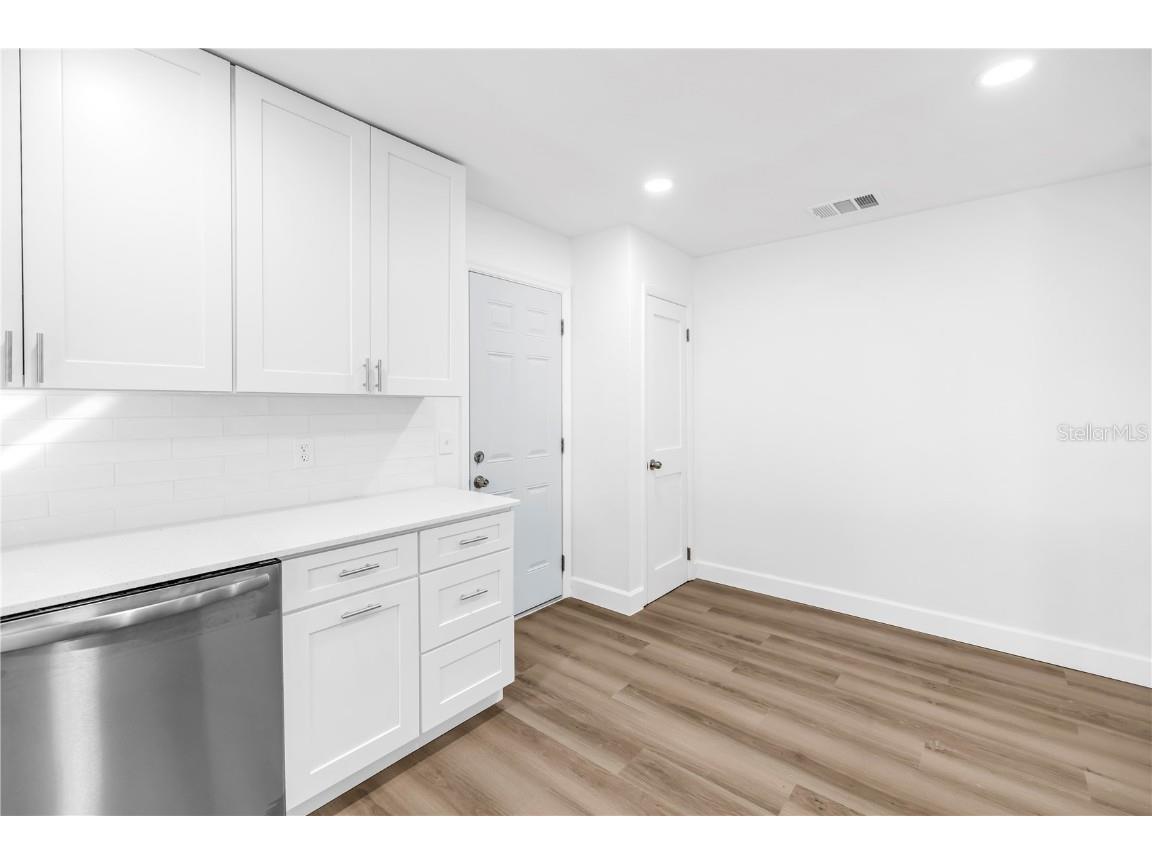 6127 18th Street Zephyrhills FL 33542 TB8444132 image15