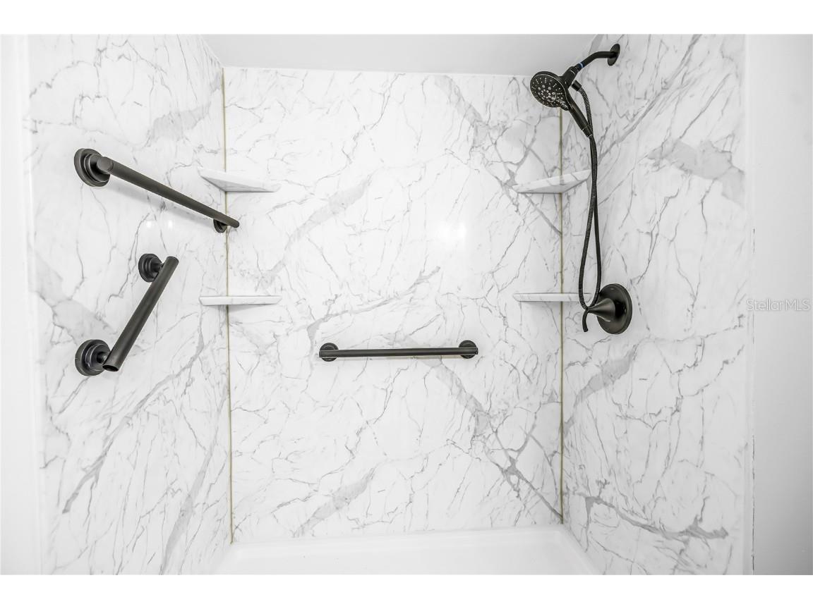 6127 18th Street Zephyrhills FL 33542 TB8444132 image21