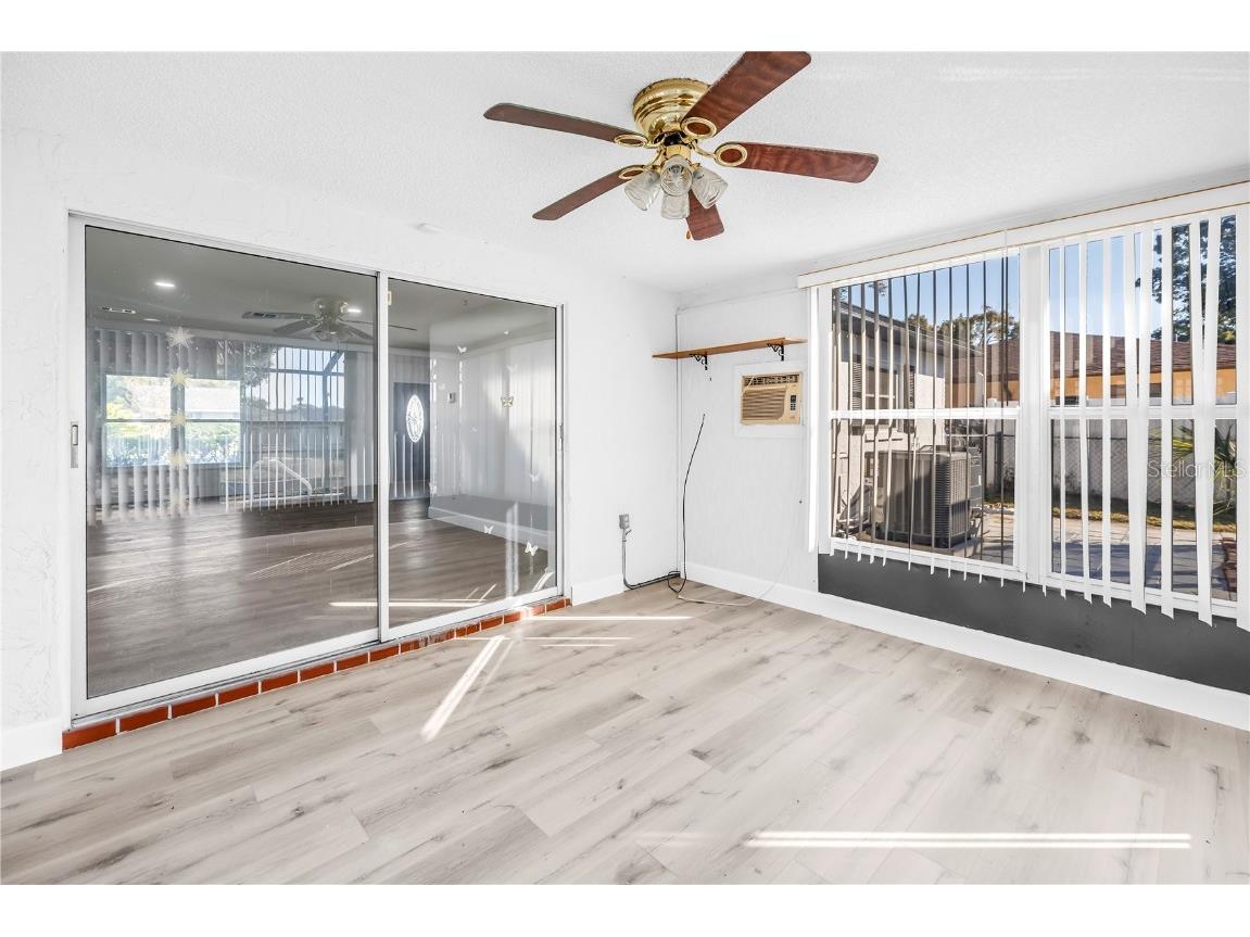 6127 18th Street Zephyrhills FL 33542 TB8444132 image28