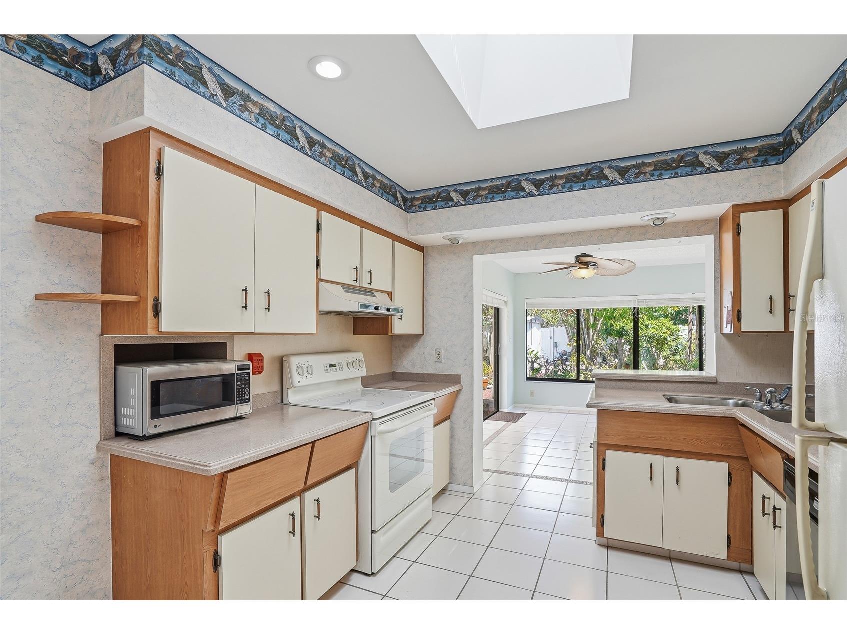 6127 4th Avenue S Saint Petersburg FL 33707 TB8490548 image10