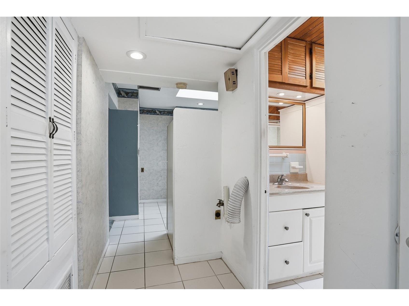 6127 4th Avenue S Saint Petersburg FL 33707 TB8490548 image20