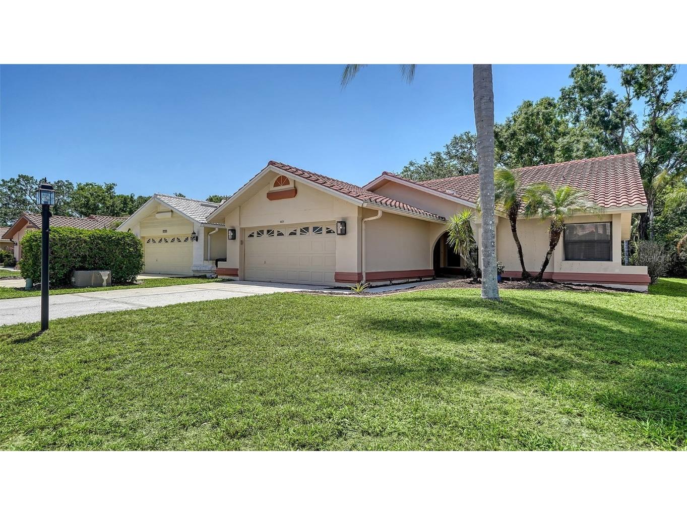 6128 Nicole Drive Sarasota FL 34243 A4647548 image1