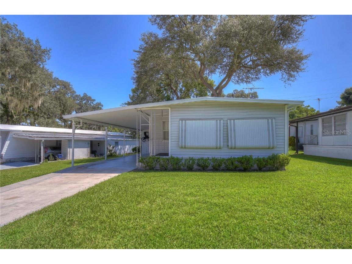 6128 Ridgewood Drive Zephyrhills FL 33542 T3470401 image1