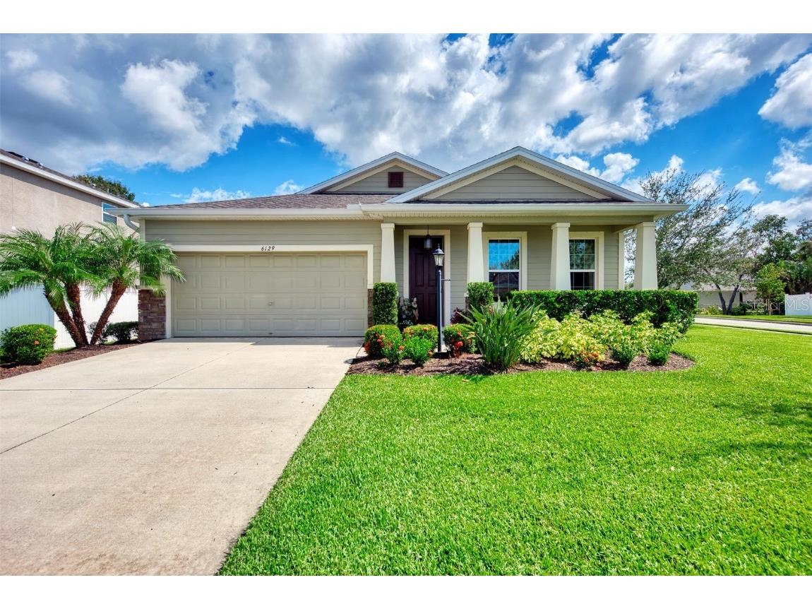6129 35th Court E Bradenton FL 34203 A4577654 image1