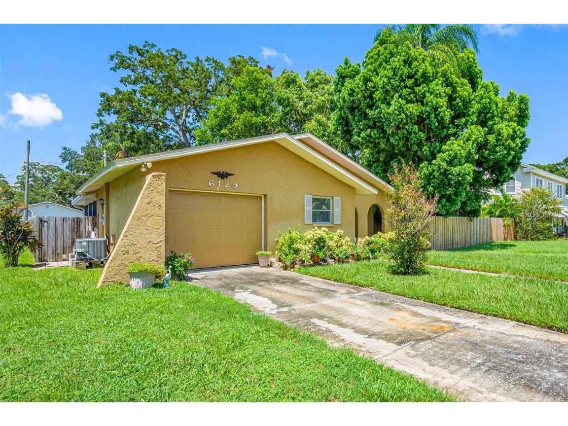 6129 3rd Avenue S Saint Petersburg FL 33707 U8253719 image1