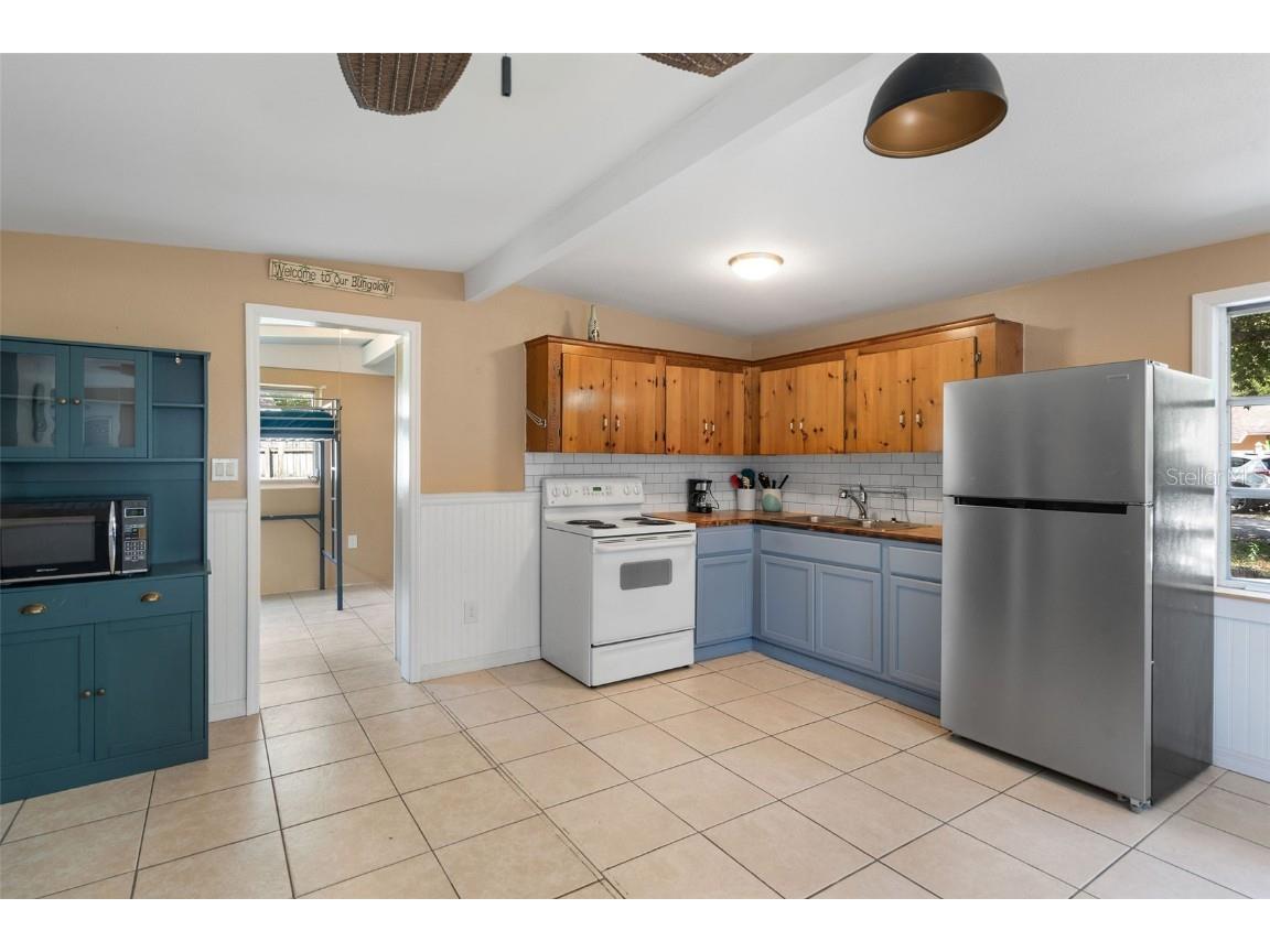 6129 Beacon Point Drive Weeki Wachee FL 34607 - Mud River TB8430052 image2