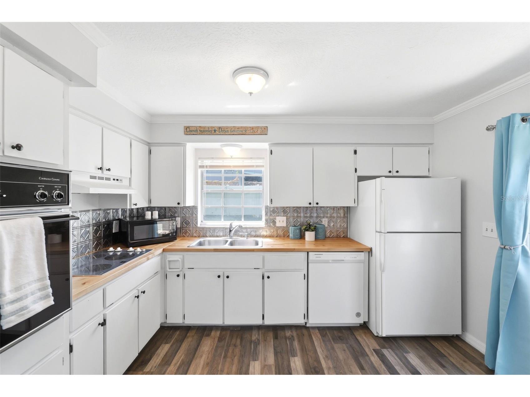 6129 Elmhurst Drive New Port Richey FL 34653 W7884666 image9
