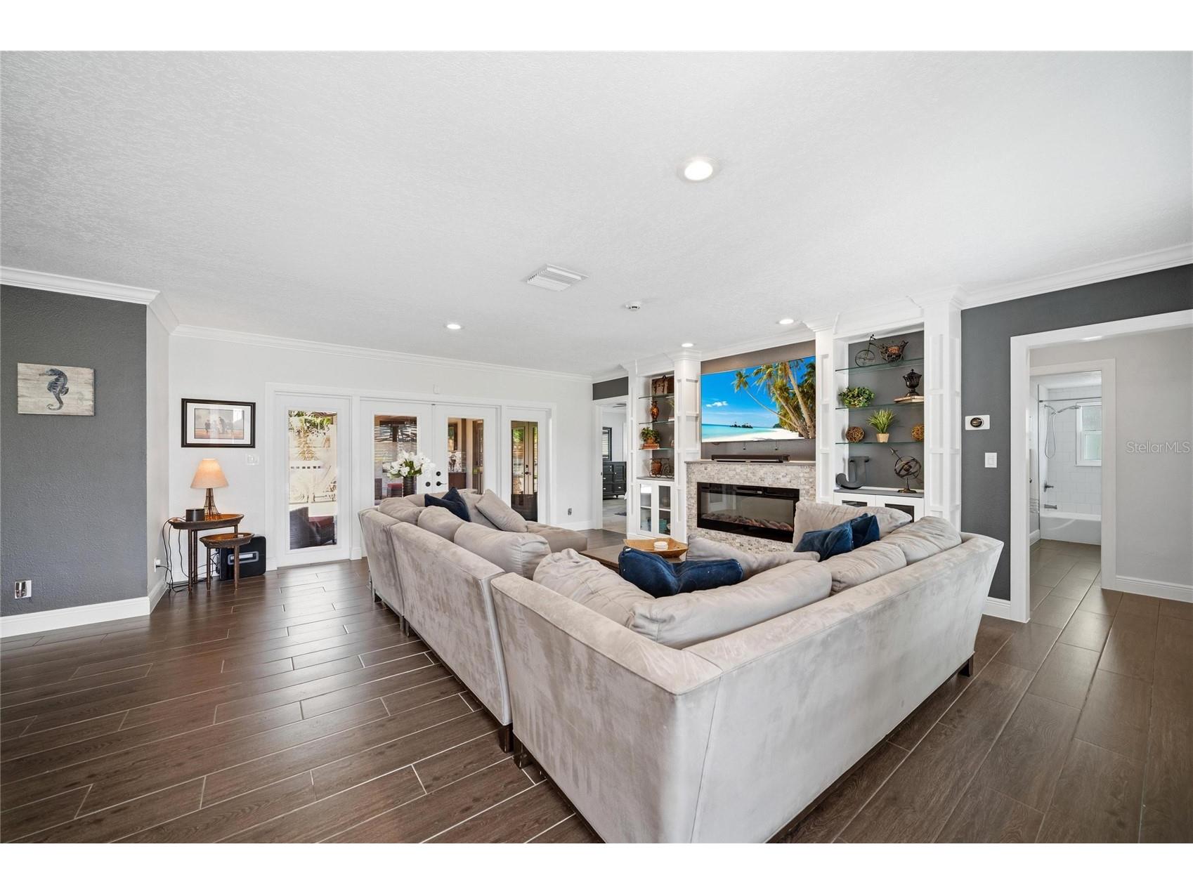 6129 Leeland Street S Saint Petersburg FL 33715 A4693503 image7