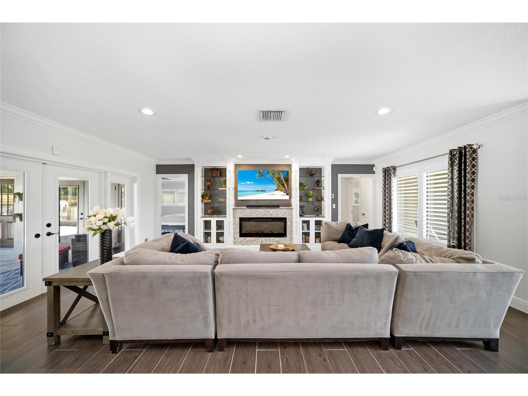 6129 Leeland Street S Saint Petersburg FL 33715 A4693503 image8
