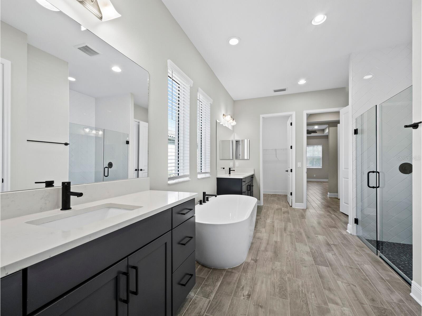 6129 Lungo Lago Drive Sarasota FL 34241 A4690357 image36