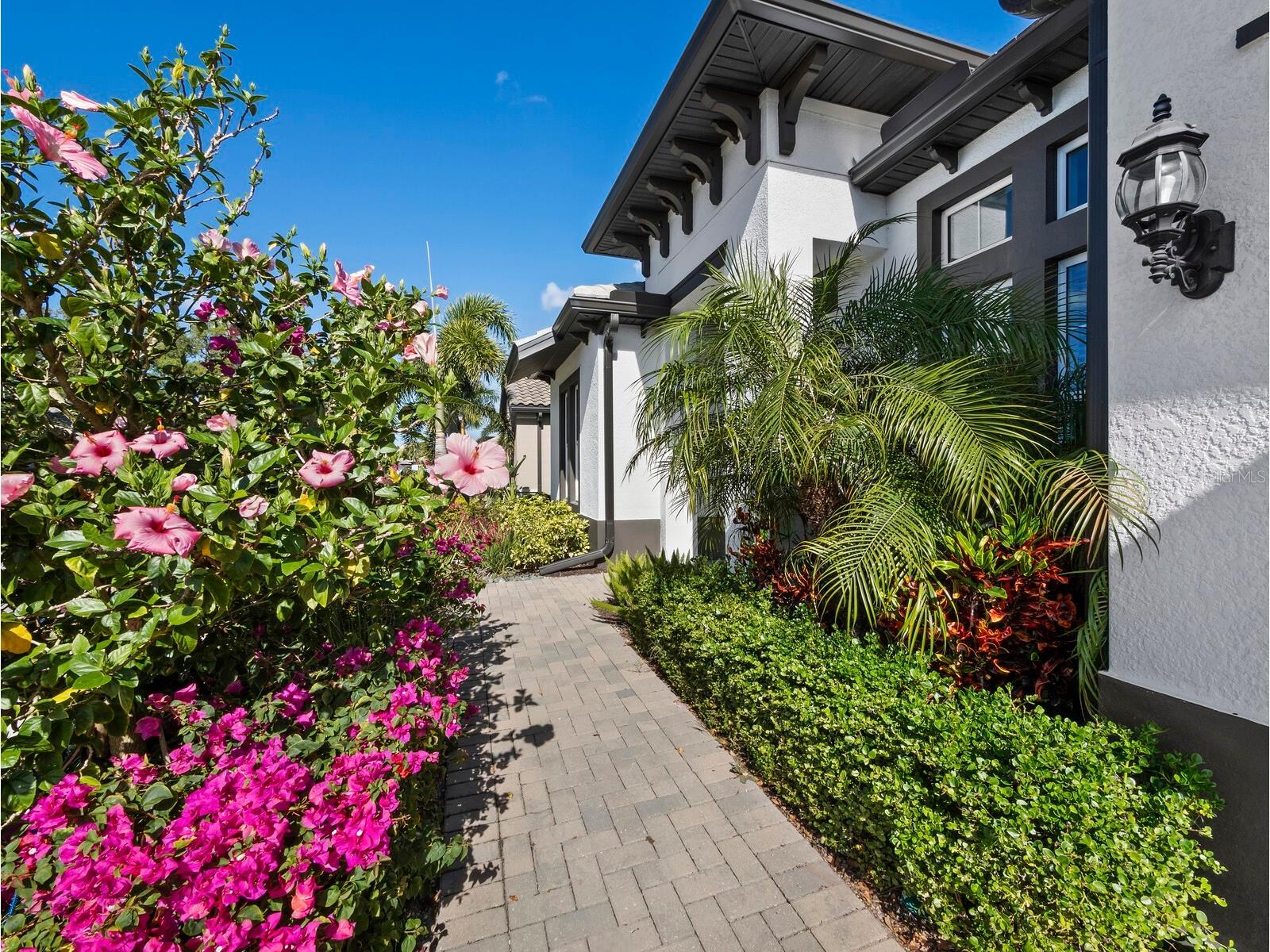 6129 Lungo Lago Drive Sarasota FL 34241 A4690357 image4