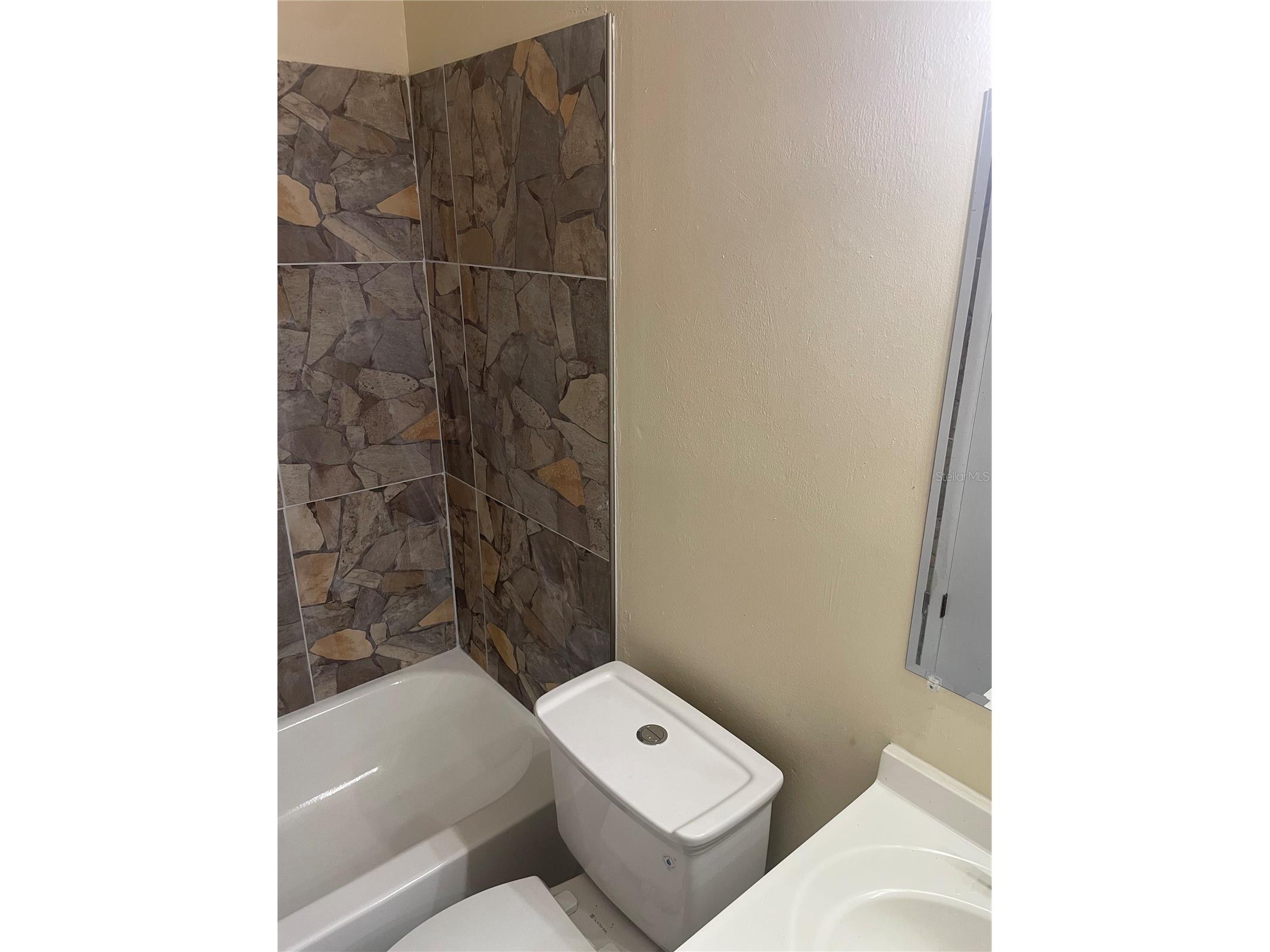 613 61st Avenue Terrace E #613 Bradenton FL 34203 TB8509523 image14