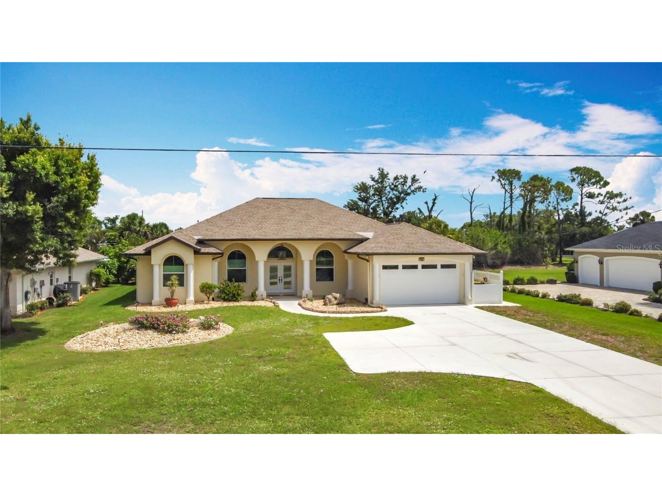 613 Boundary Boulevard Rotonda West FL 33947 D6144314 image1