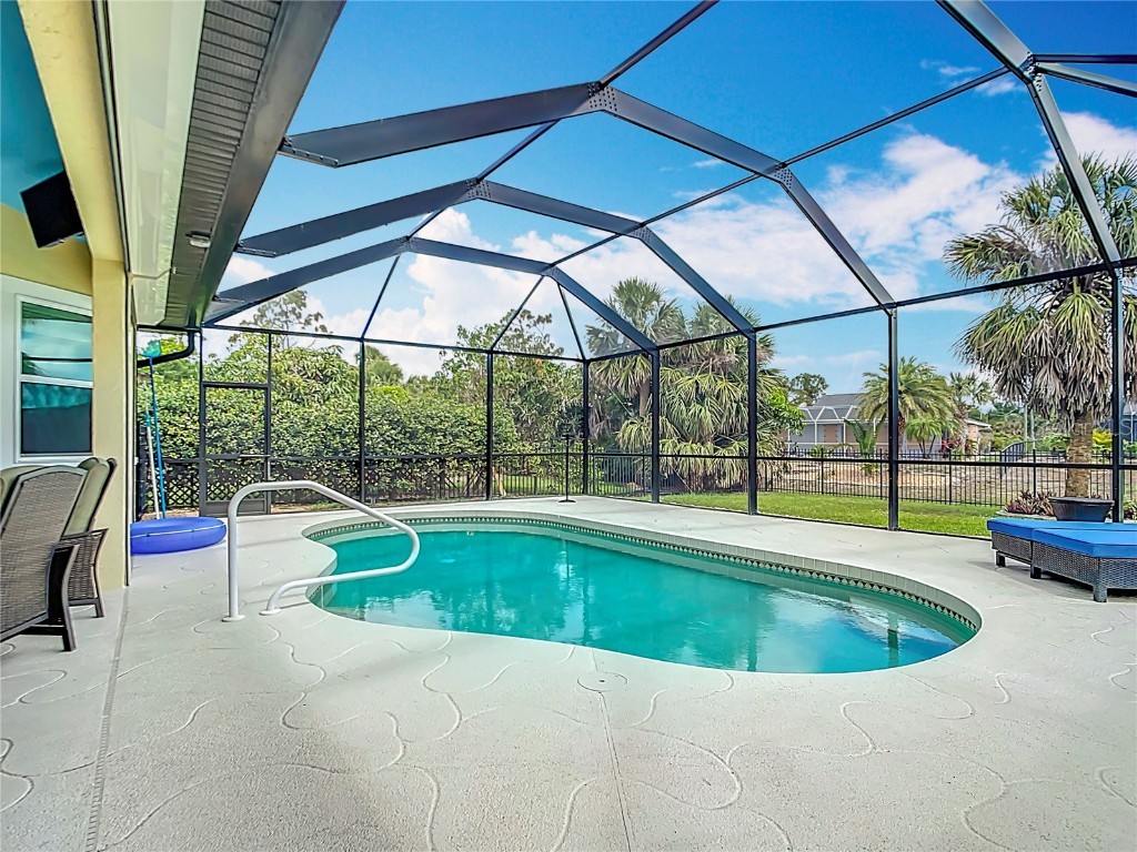 613 Boundary Boulevard Rotonda West FL 33947 D6144314 image8