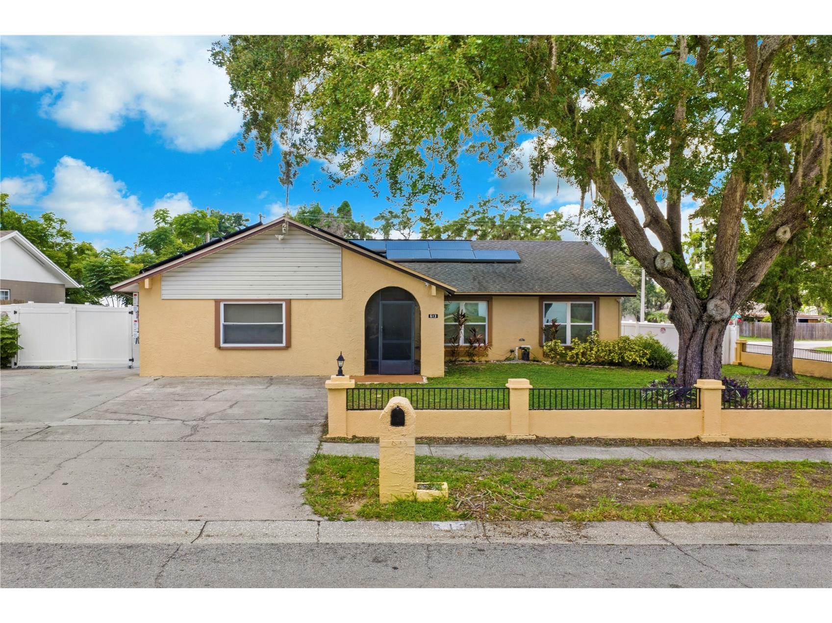 613 Forest Hills Drive Brandon FL 33510 OM726274 image3
