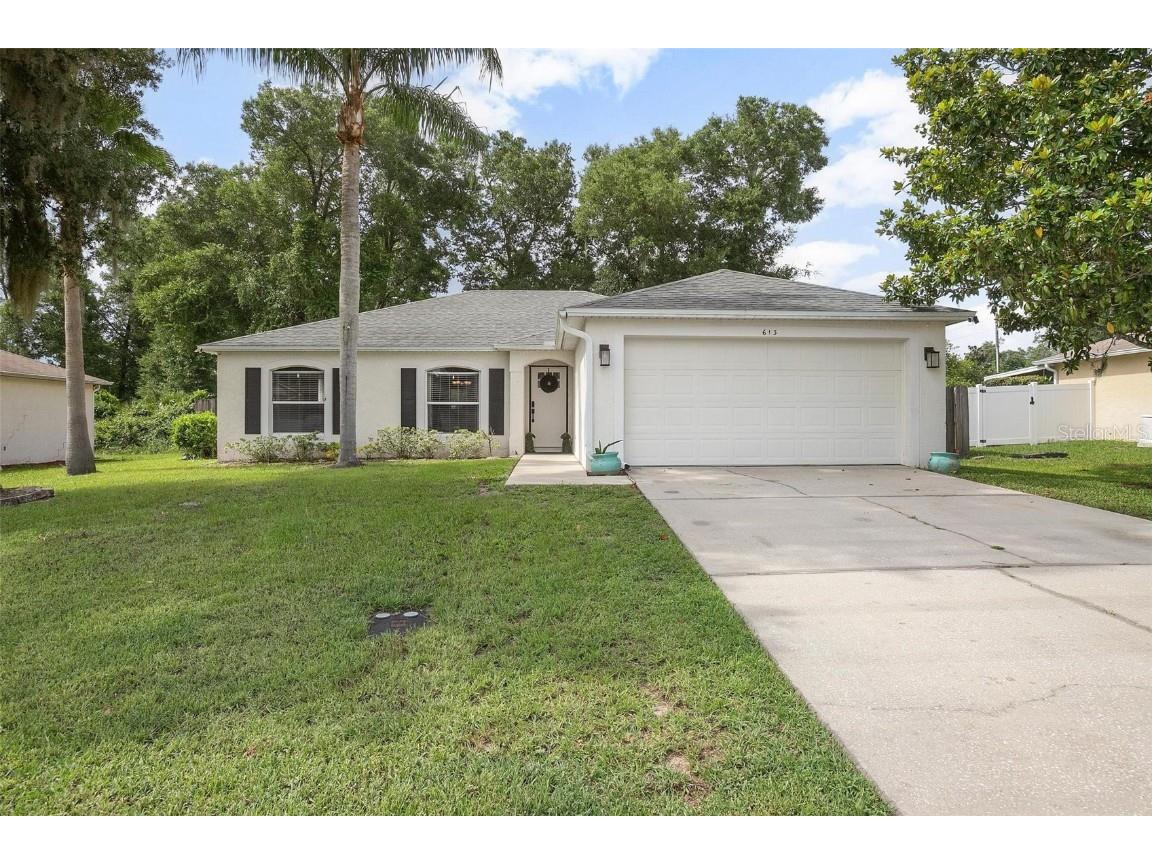 613 John Thomas Avenue Deland FL 32724 V4943212 image1