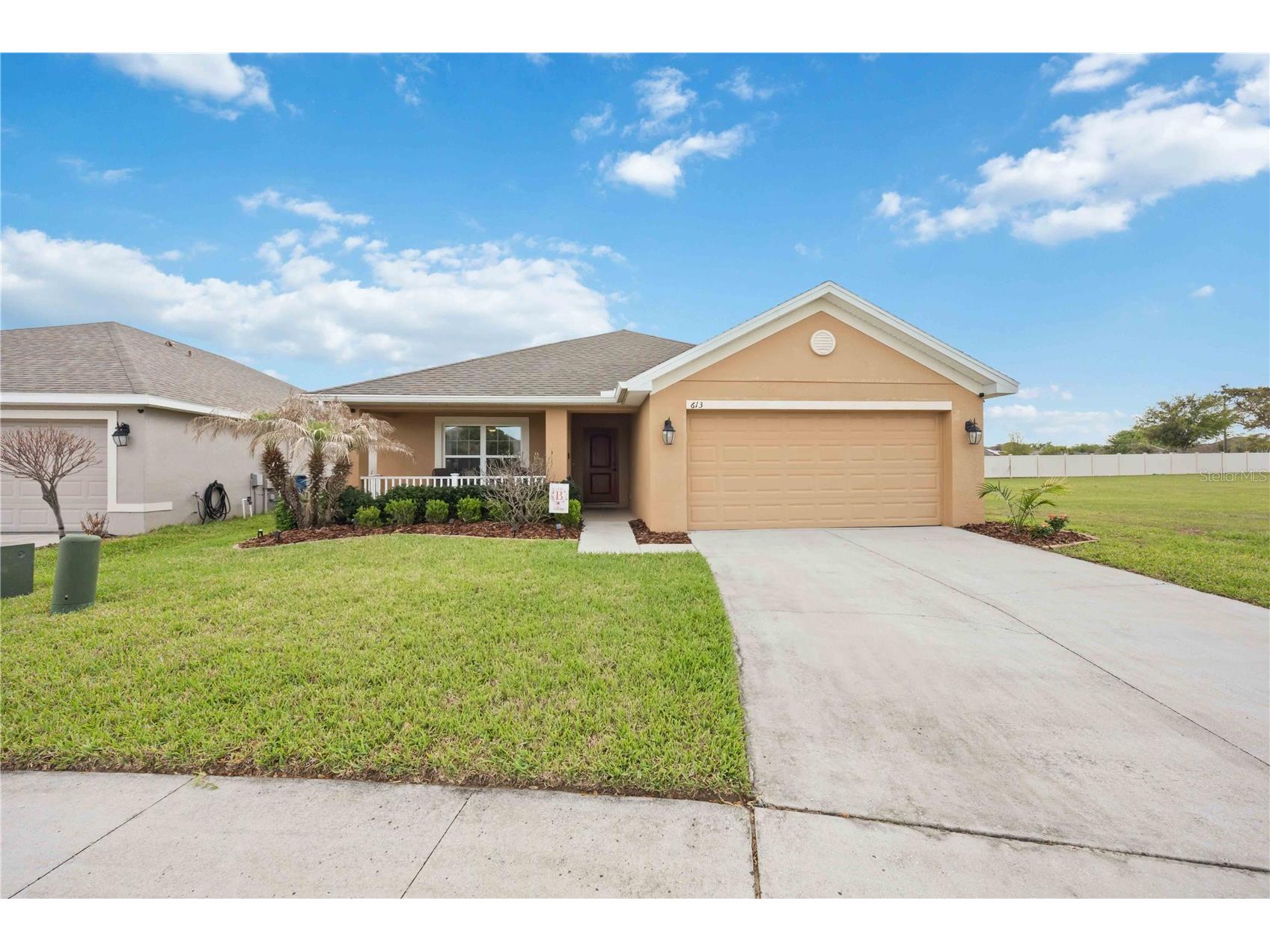 613 Meadow Pointe Drive Haines City FL 33844 O6396103 image1