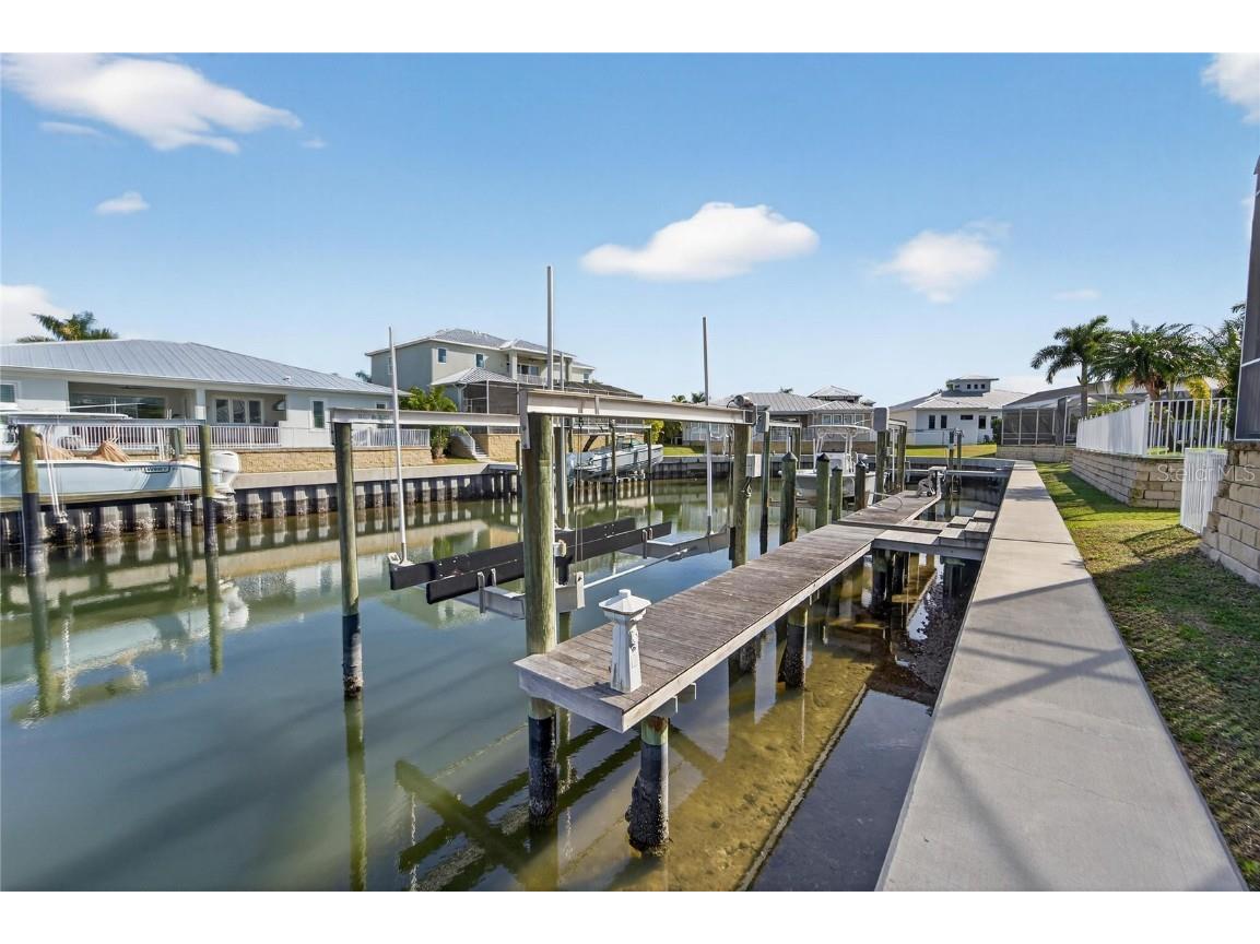 613 Mirabay Boulevard Apollo Beach FL 33572 TB8460601 image5