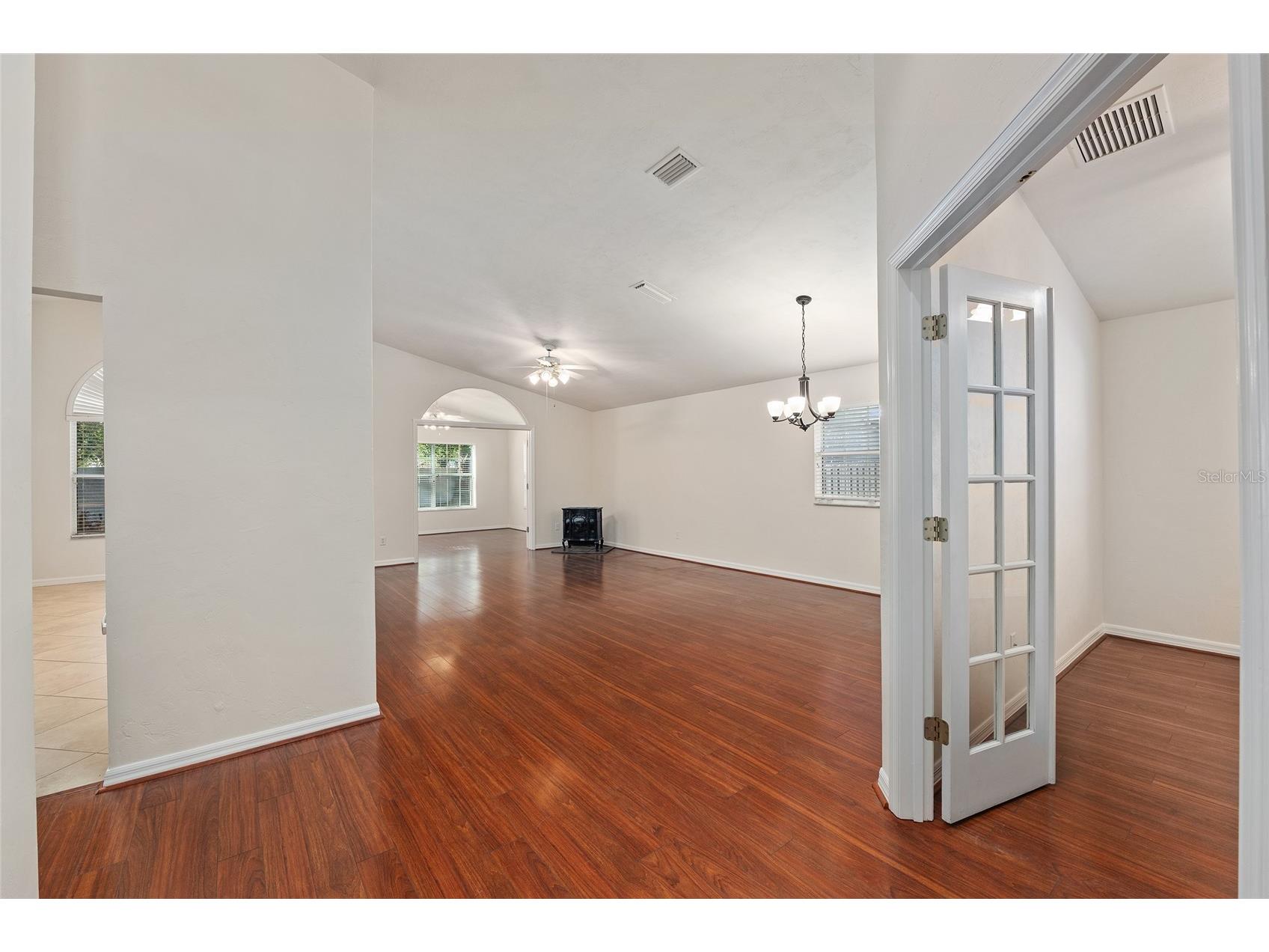 6130 NW 36th Drive Gainesville FL 32653 GC536454 image11