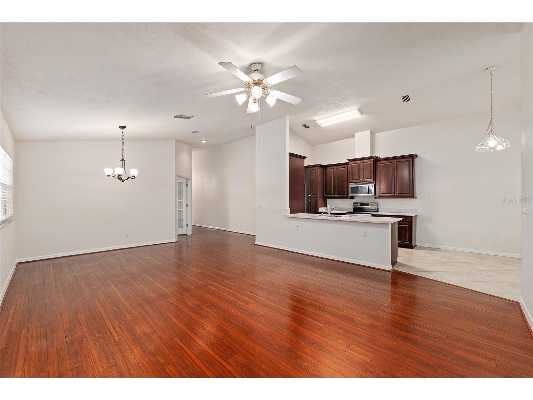 6130 NW 36th Drive Gainesville FL 32653 GC536454 image14