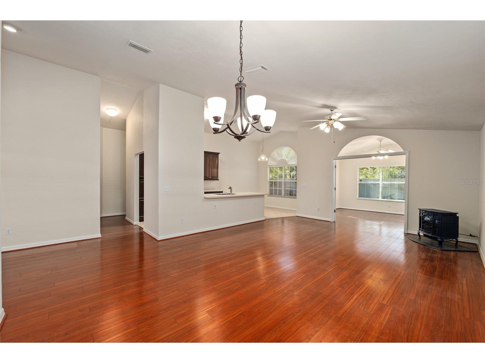 6130 NW 36th Drive Gainesville FL 32653 GC536454 image18