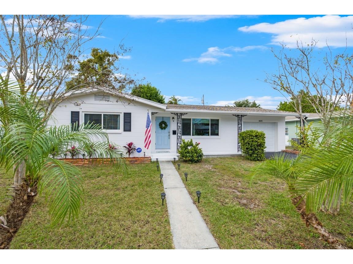 6131 4th Street S Saint Petersburg FL 33705 U8223533 image1