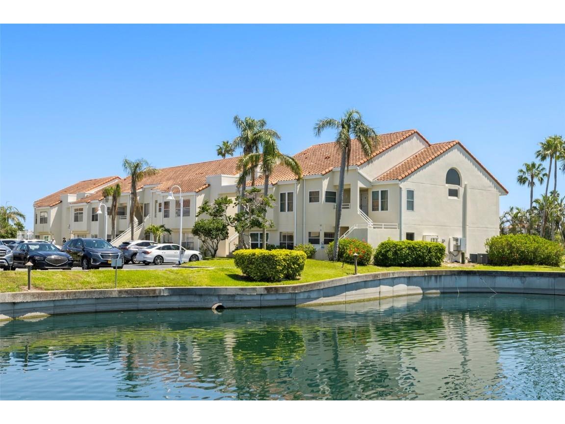 6131 Bahia Del Mar Blvd #240 Saint Petersburg FL 33715 TB8369520 image1